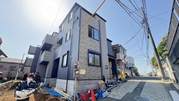 旭区さちが丘　全３棟２号棟