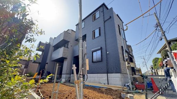 旭区さちが丘　全３棟２号棟