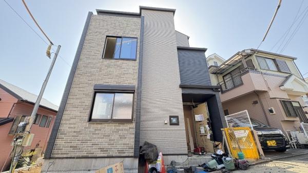 旭区さちが丘　全３棟３号棟