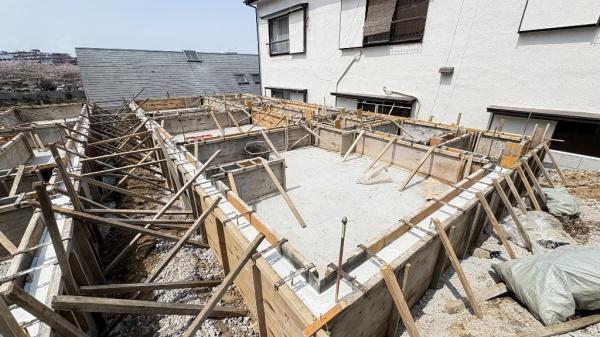 保土ケ谷区狩場町　全２棟B号棟