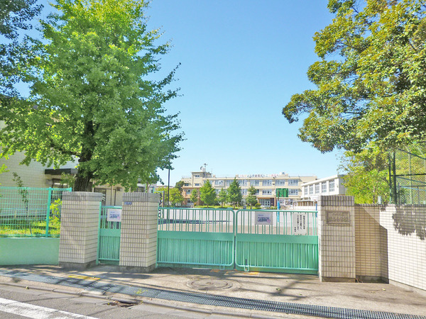 川崎市中原区木月3丁目の新築一戸建(川崎市立住吉小学校)