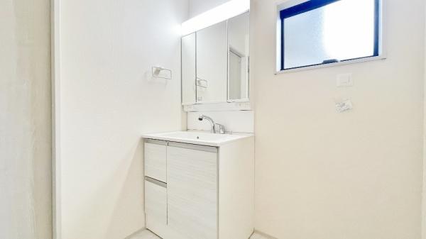 瀬谷区阿久和西２丁目　全１棟１号棟