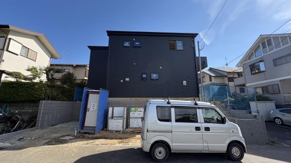 緑区いぶき野　全１棟１号棟
