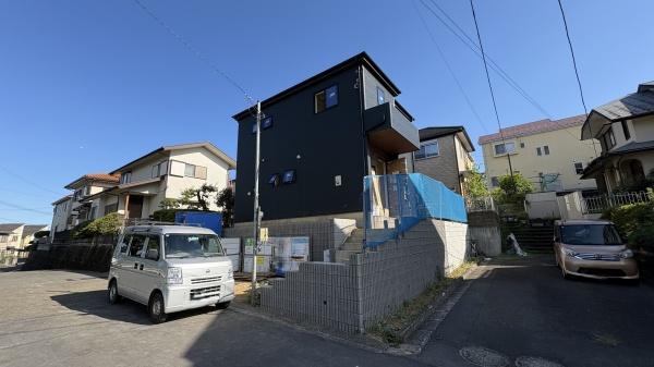 緑区いぶき野　全１棟１号棟