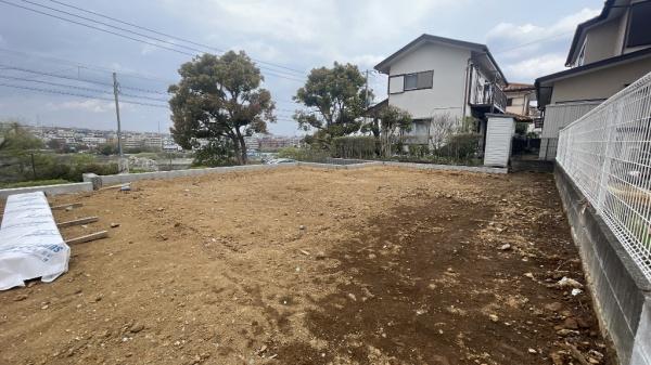 緑区いぶき野　全１棟１号棟