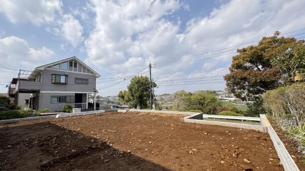 緑区いぶき野　全１棟１号棟