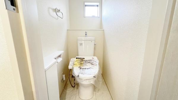 保土ケ谷区新井町　全３棟２号棟