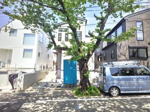 戸塚区平戸町　全2棟1号棟