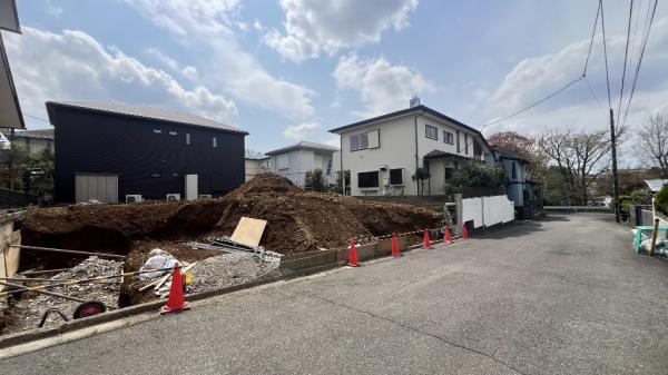 旭区川島町　全1棟