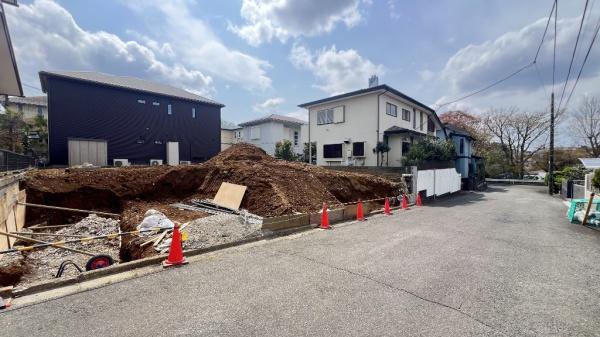 旭区川島町　全1棟