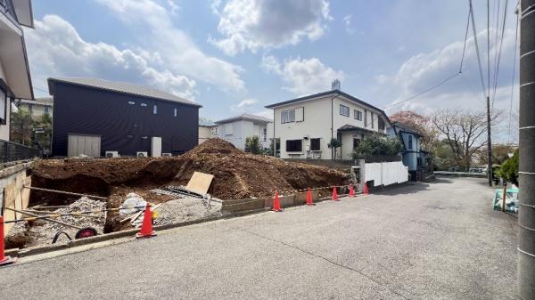 旭区川島町　全1棟