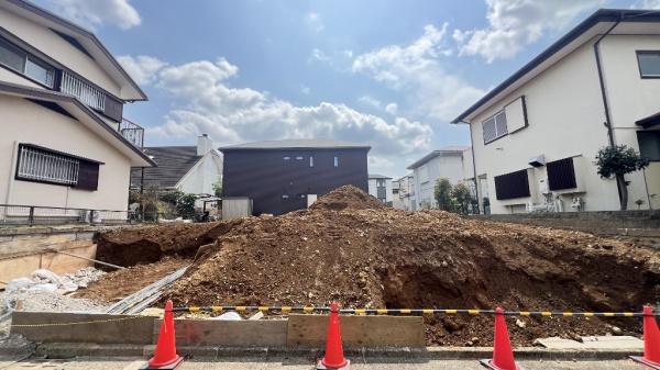 旭区川島町　全1棟