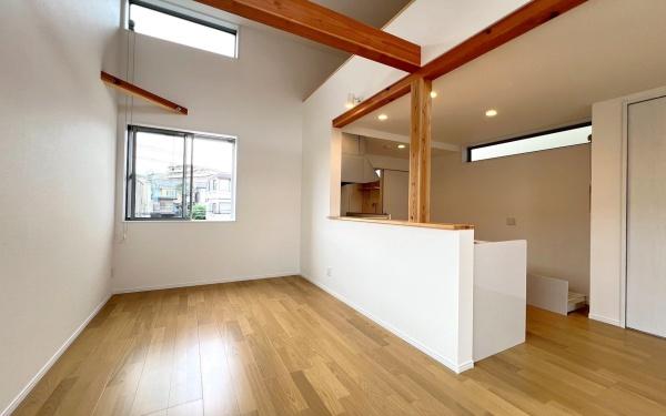 戸塚区名瀬町　全3棟1号棟