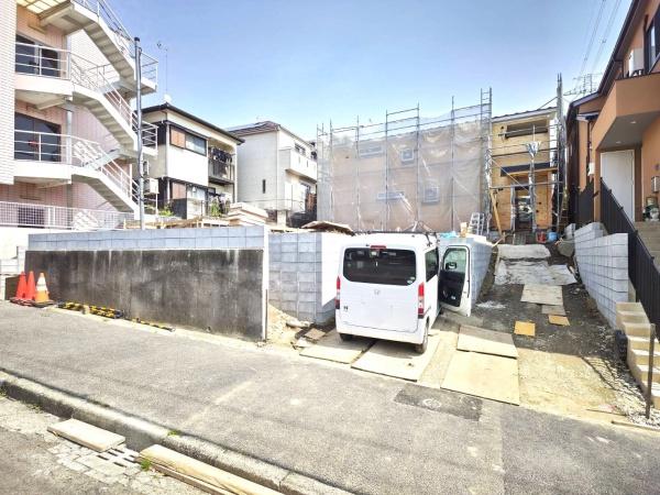 戸塚区名瀬町　全3棟3号棟