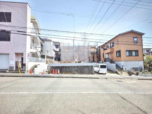 戸塚区名瀬町　全3棟3号棟