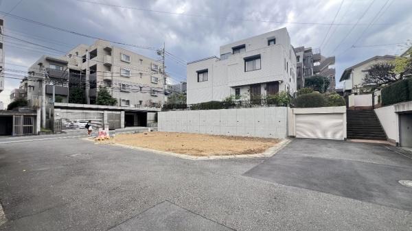 川崎市宮前区有馬4丁目　全3棟1号棟