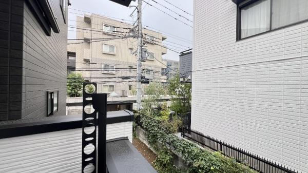 川崎市宮前区有馬4丁目　全3棟2号棟