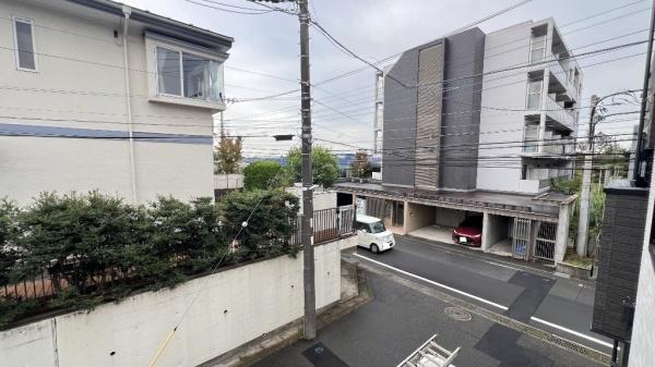 川崎市宮前区有馬4丁目　全3棟2号棟