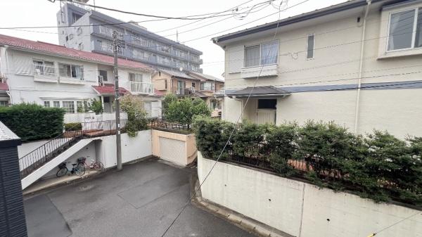 川崎市宮前区有馬4丁目　全3棟2号棟