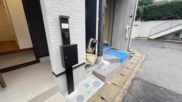 川崎市宮前区有馬4丁目　全3棟2号棟