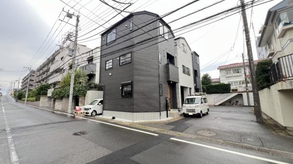 川崎市宮前区有馬4丁目　全3棟2号棟