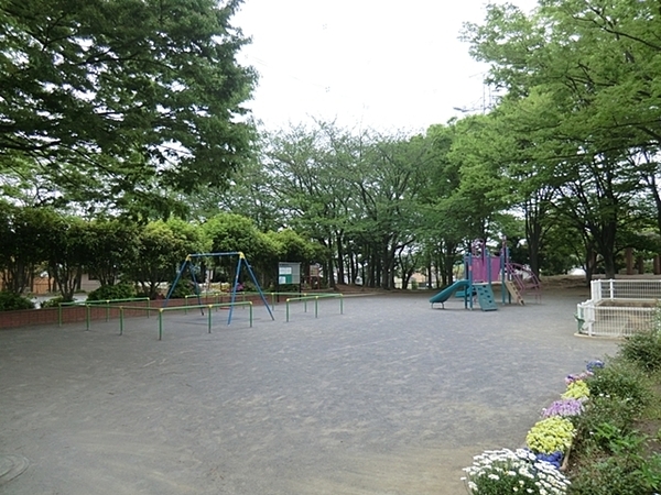 横浜市港南区日限山1丁目の土地(日限山公園)
