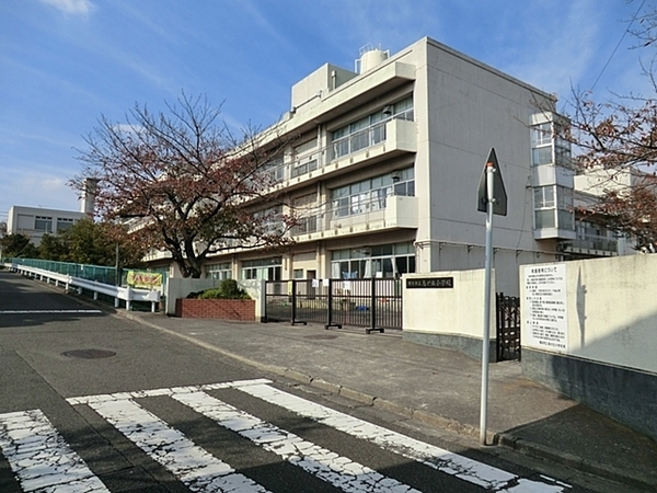 ラムーナ横浜戸塚パークリッジH棟(横浜市立鳥が丘小学校)