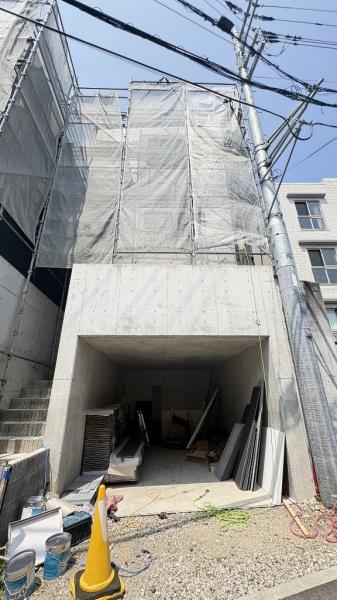 港南区港南一丁目　全2棟1号棟