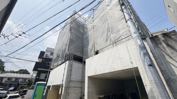 港南区港南一丁目　全2棟1号棟