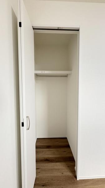 港南区港南一丁目　全2棟1号棟