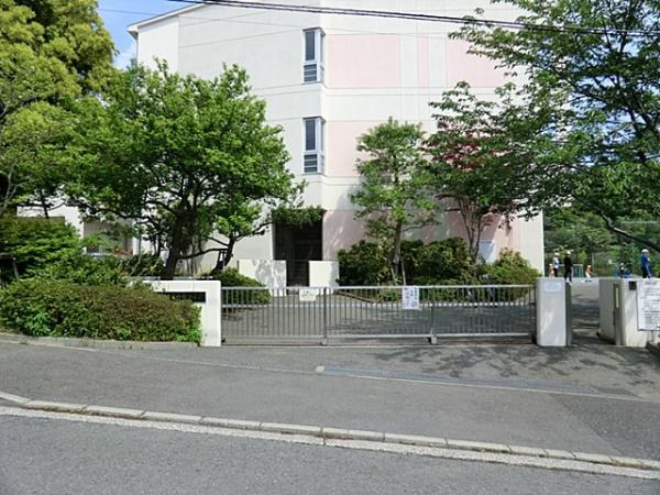 シティ能見台いこいの街D棟(横浜市立能見台南小学校)