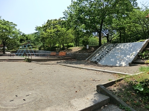 シティ能見台いこいの街D棟(能見台中央公園)