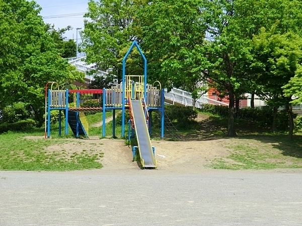 シティ能見台いこいの街D棟(能見台瀧公園)