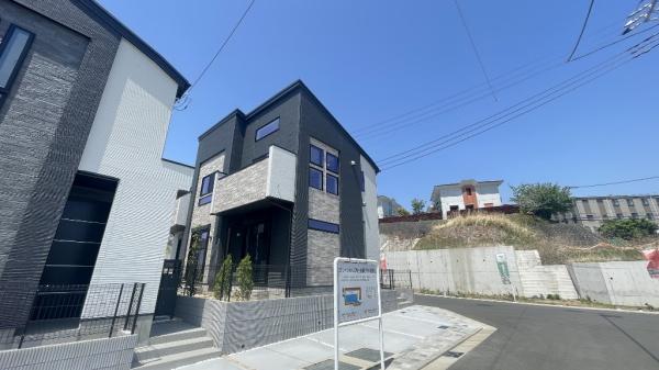 泉区岡津町　全3棟B号棟