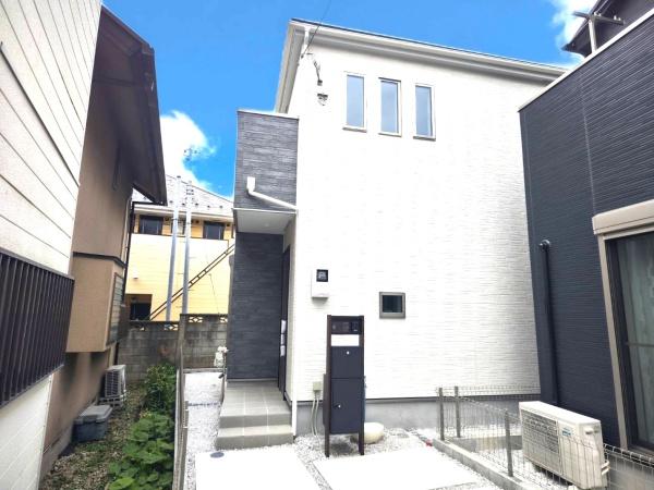 金沢区谷津町　全2棟2号棟