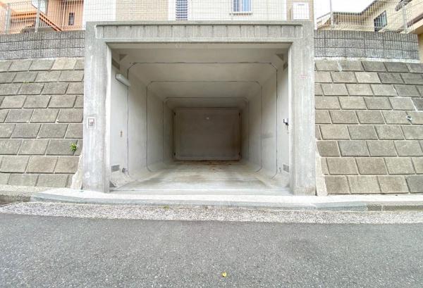 栄区尾月