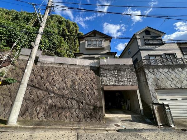 鎌倉市津西2丁目