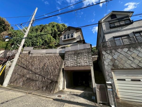 鎌倉市津西2丁目