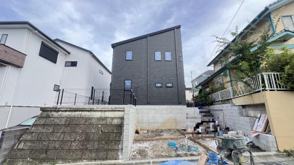 戸塚区戸塚町　全１棟