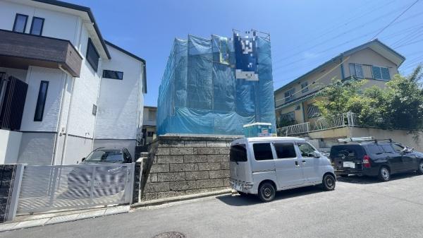 戸塚区戸塚町　全１棟