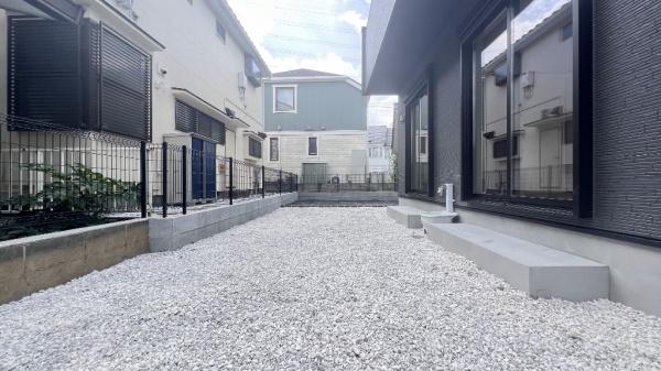 戸塚区戸塚町　全１棟