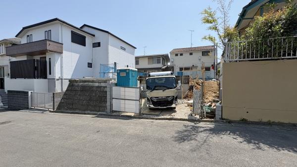 戸塚区戸塚町　全１棟