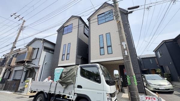 磯子区岡村5丁目　全2棟A号棟