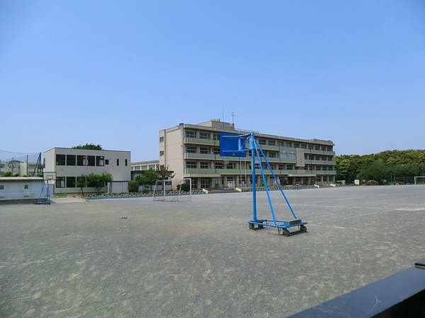 藤沢市白旗4丁目 全1棟(藤沢市立大清水小学校)