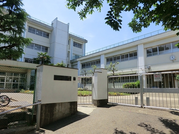 川崎市麻生区千代ケ丘3丁目の新築一戸建(川崎市立千代ヶ丘小学校)