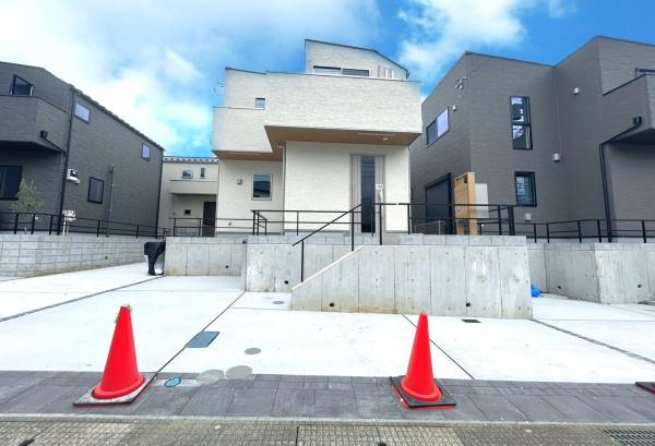 川崎市麻生区千代ケ丘３丁目の新築一戸建
