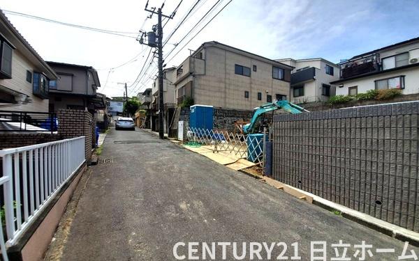 南区六ツ川２丁目　全１棟