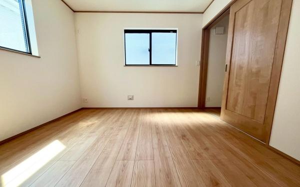 中区根岸町３丁目　全２棟１号棟