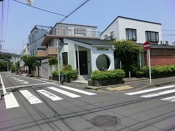 横浜市南区井土ケ谷上町の中古一戸建て(三沢内科クリニック)