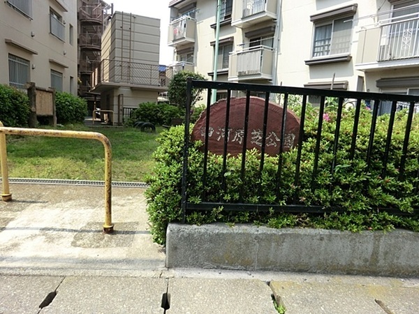 厚木市松枝2丁目の新築一戸建(中河原しば公園)